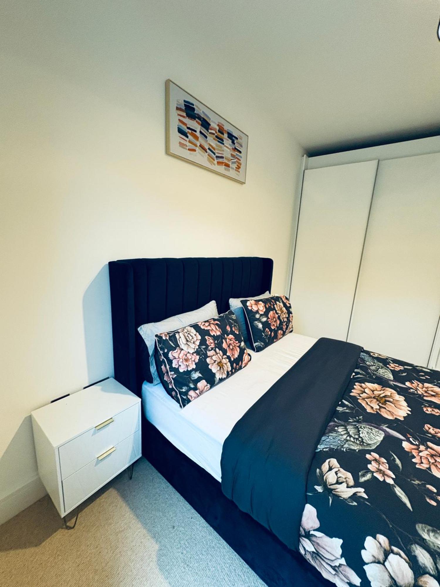 Homestay Comfort In A Townhouse Near Birmigham Centre Birmingham